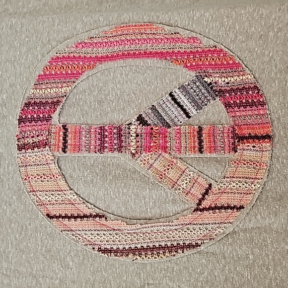 NWT Three Bird Nest Easel Peace of Mind crochet embroidered half-length sleeves - Picture 10 of 17